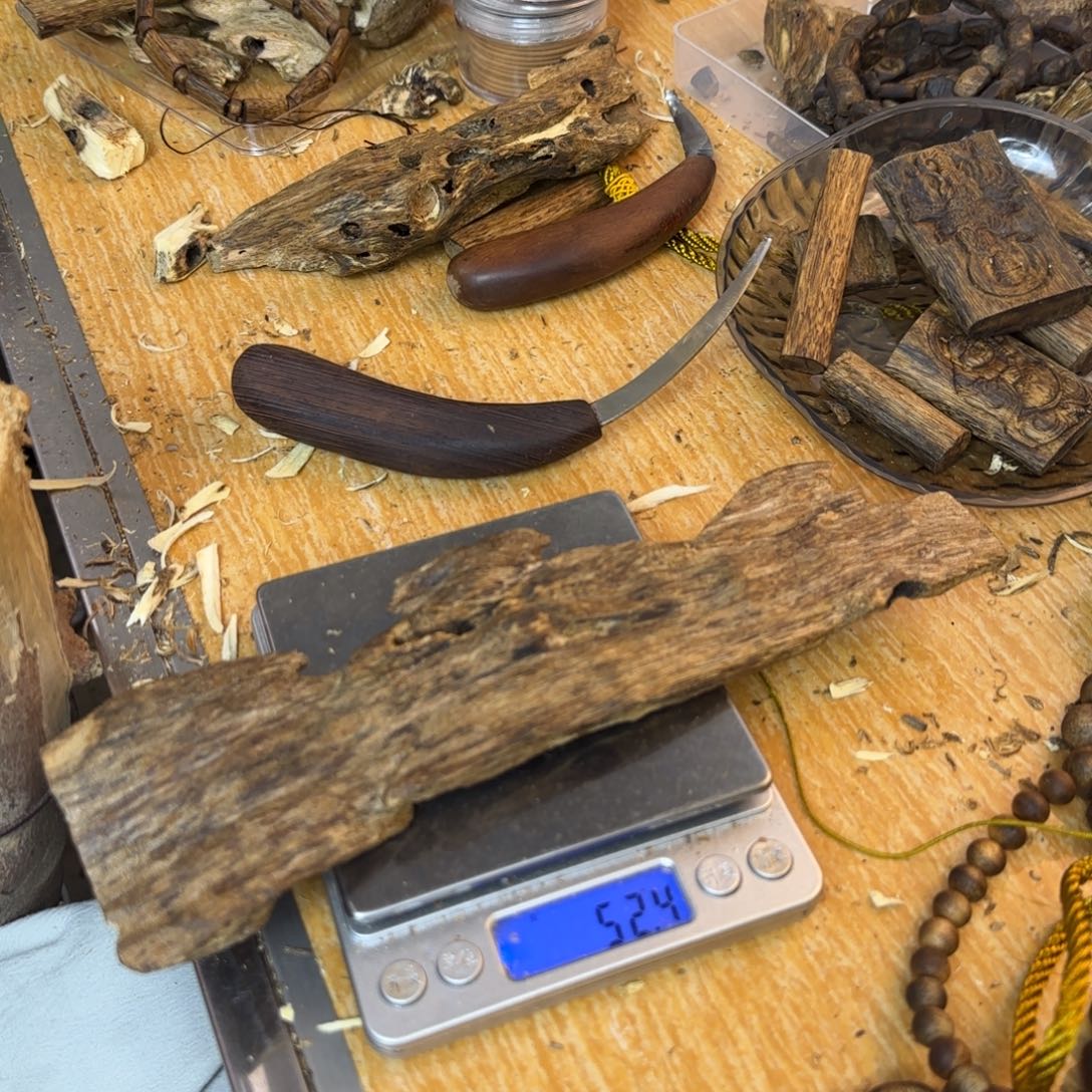 沉香沉香碎屑海南莺歌绿排油香52克