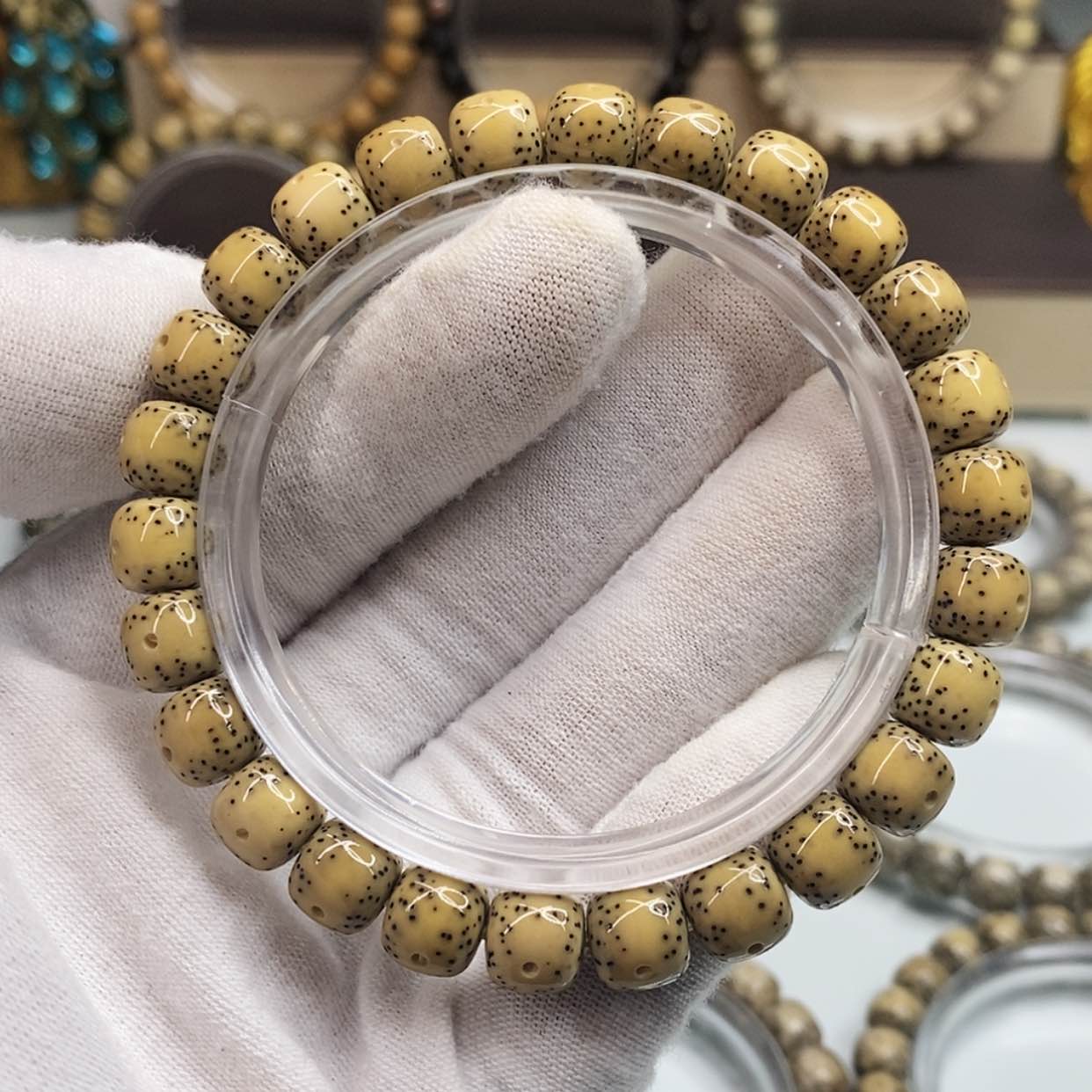 【闪购商品】星月菩提手串9×8一物一图原生态同枝绿包白通体一线天