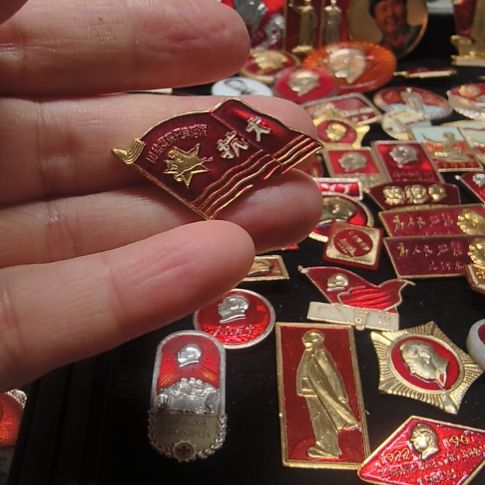国***梁其他普通金属纪念章11111