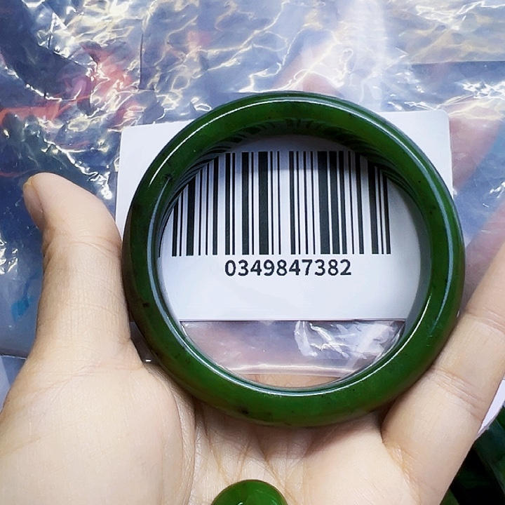 肥****和田玉未镶嵌手镯手镯搭吊坠