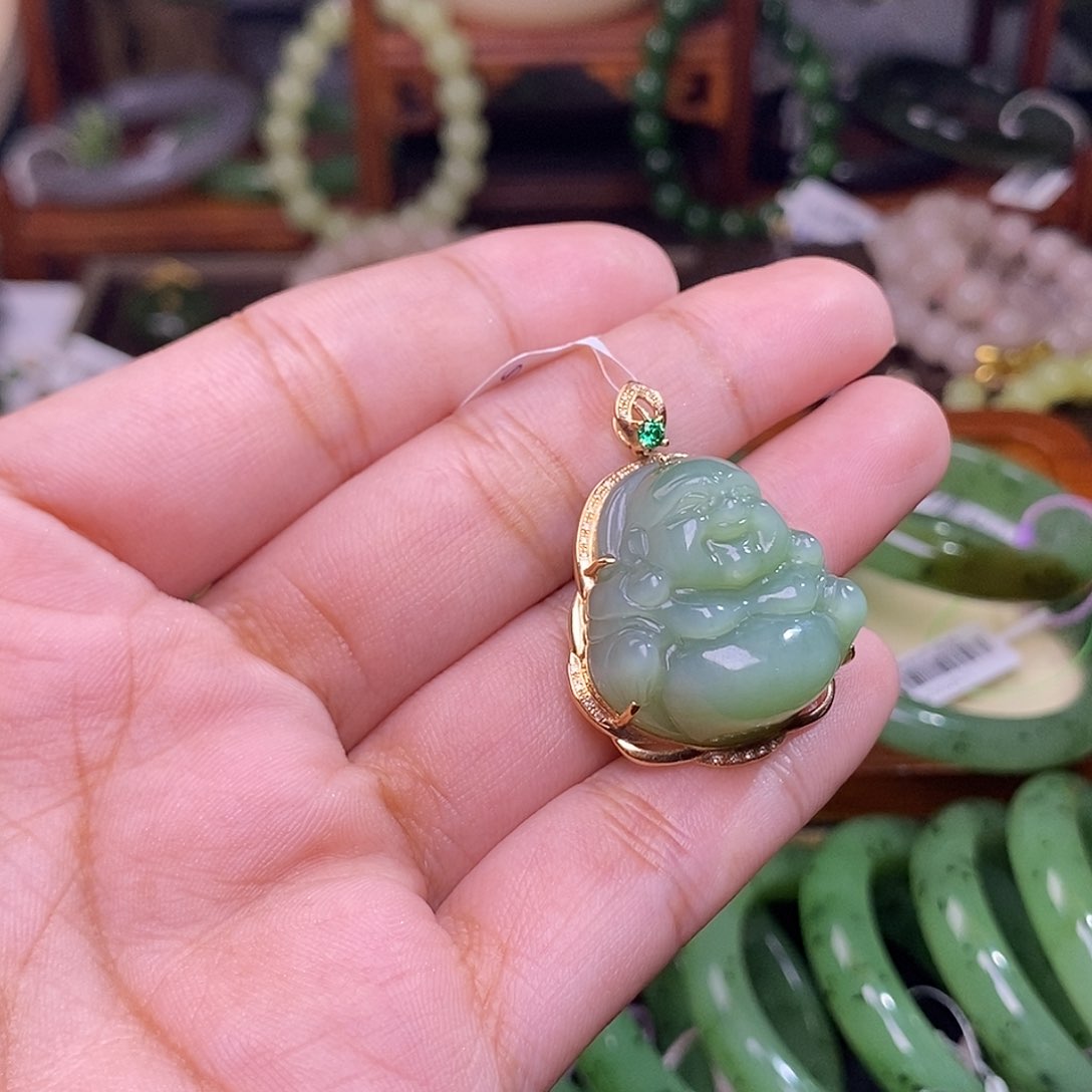 和田玉碧玉满色满绿老料收藏金镶佛公未镶嵌