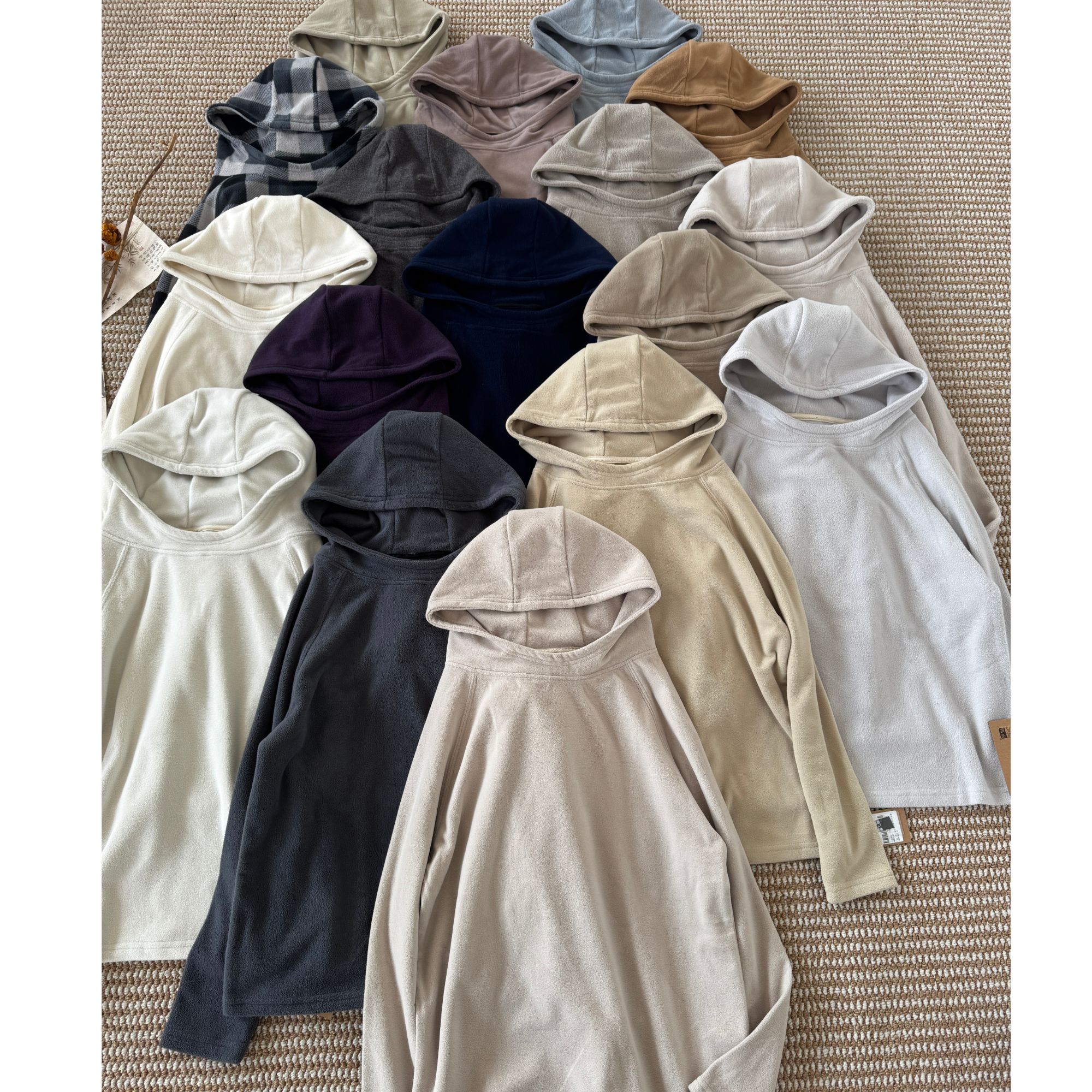 T625秋冬新款时尚百搭连帽休闲打底衫