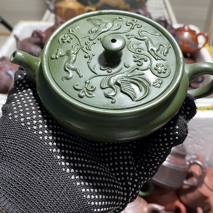 紫砂茶壶微瑕微笑