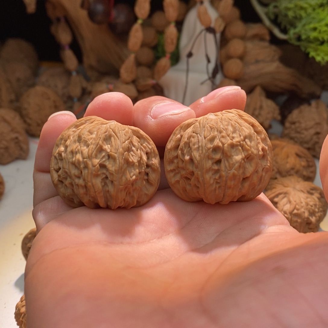 把件文玩核桃蝴蝶磨盘39