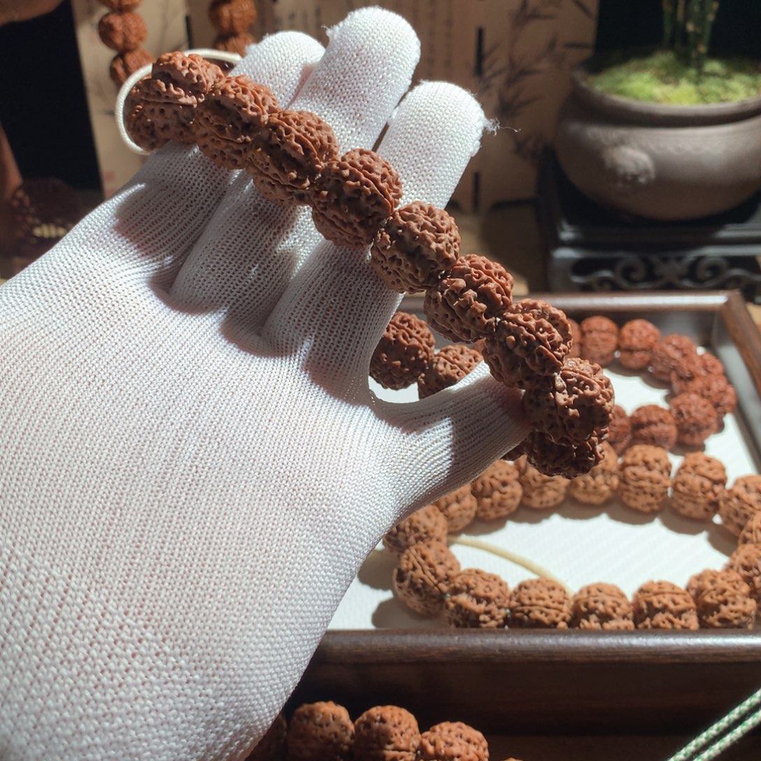 金刚菩提吊坠玉龙梅花19