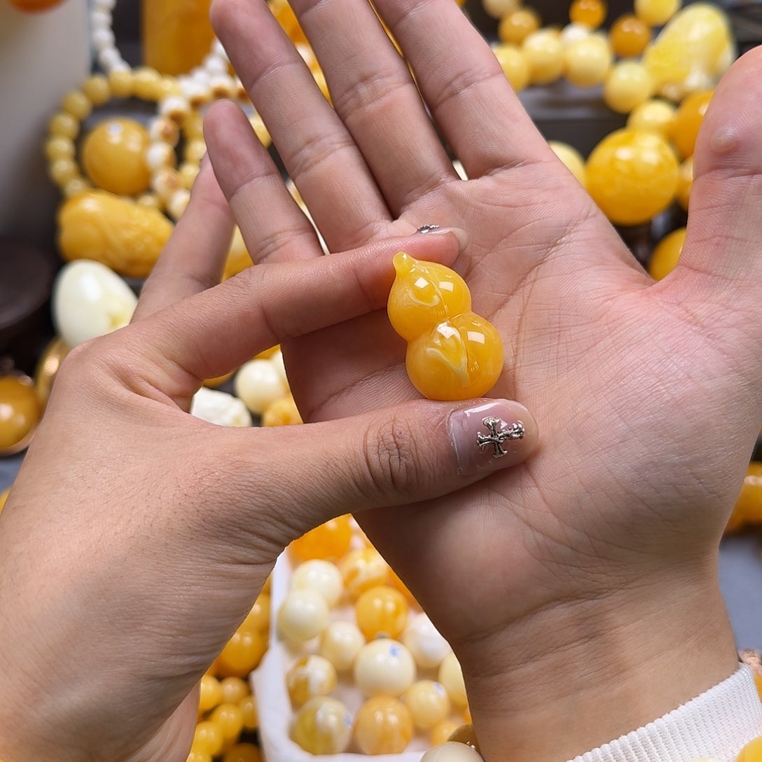 蜜蜡珠宝奇石未镶嵌葫芦