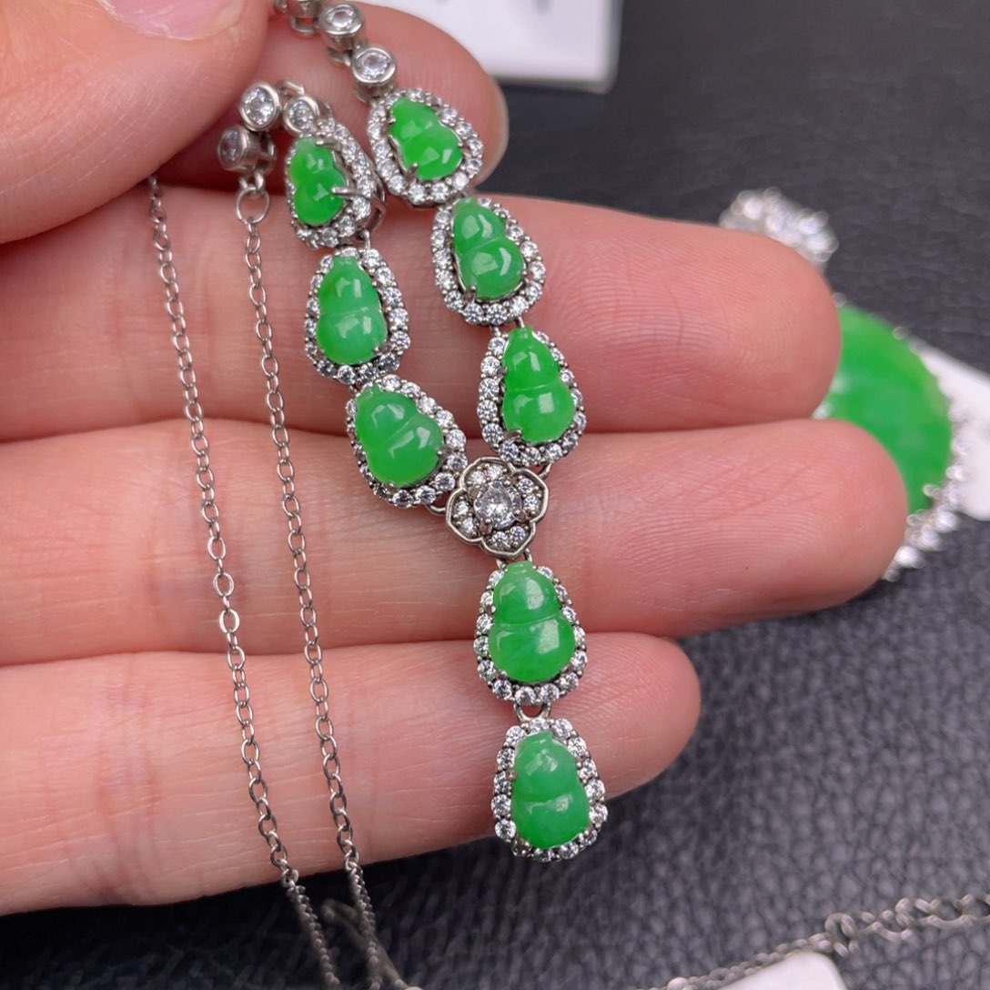 翡翠吊坠(不含链)银S925镶嵌