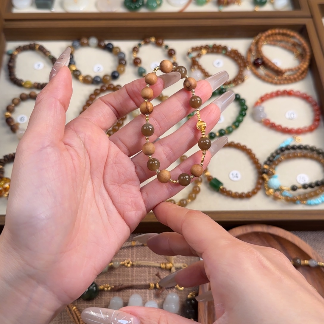 南红玛瑙合金手链