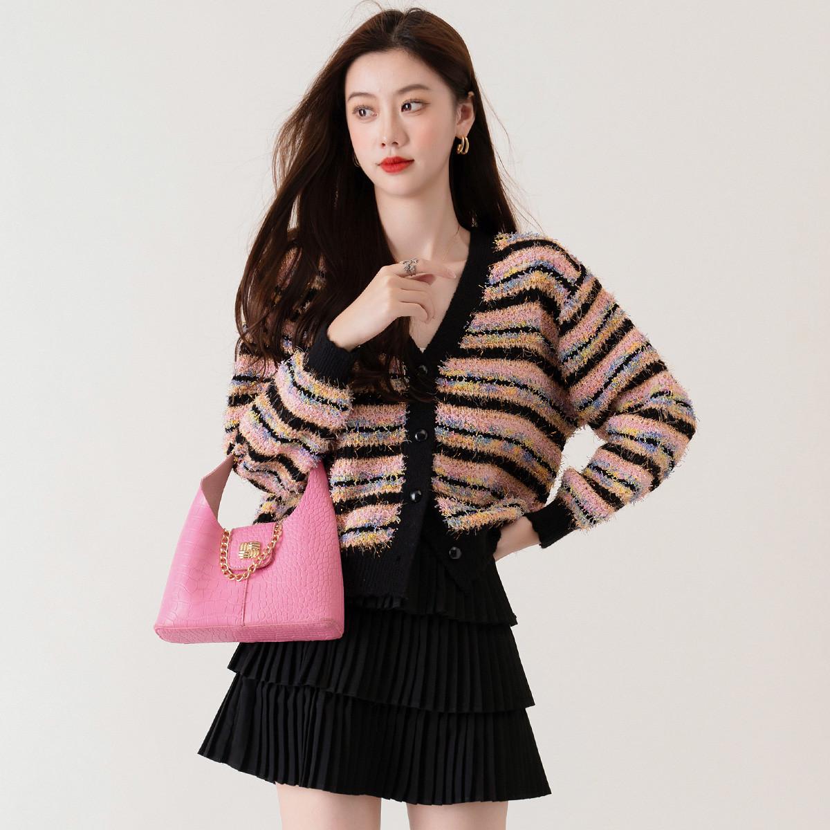 A446针织衫小香风针织衫秋季R00484BK109