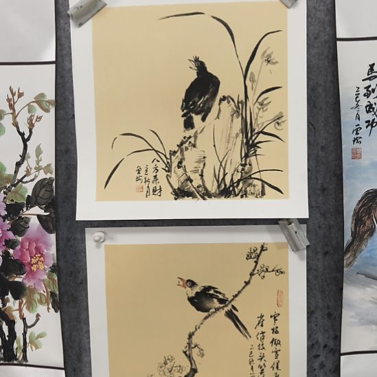 顺***然国画二幅鸟儿有虫吃