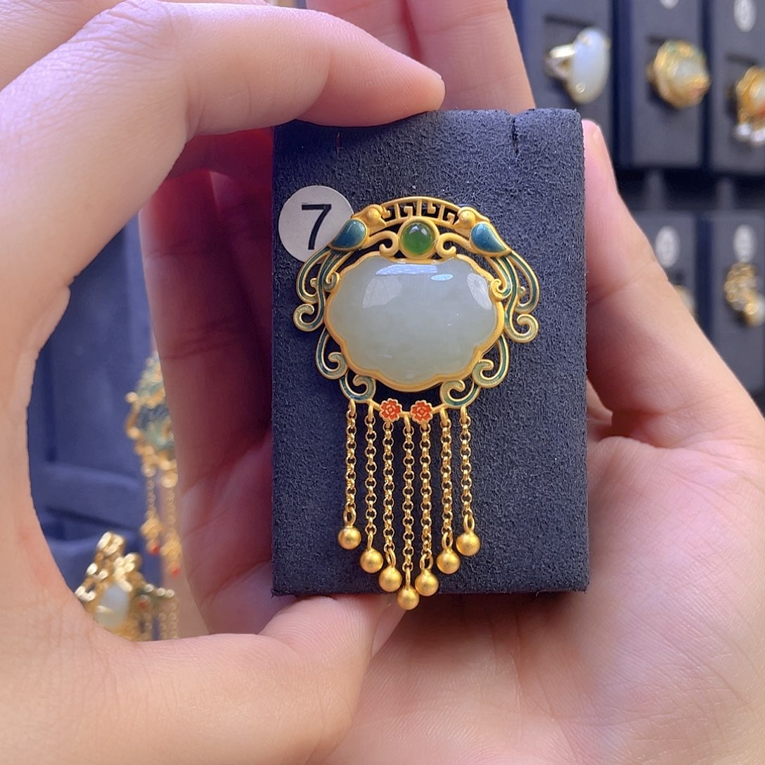 和田玉颈饰银S925镀金镶嵌