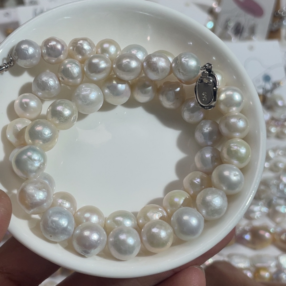 淡水珍珠颈饰合金