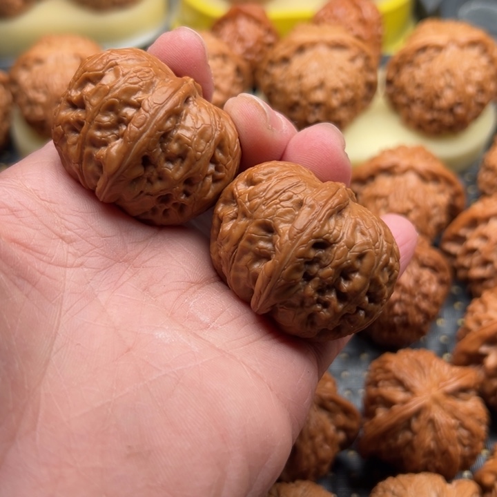 文玩核桃吊坠元宝42全品