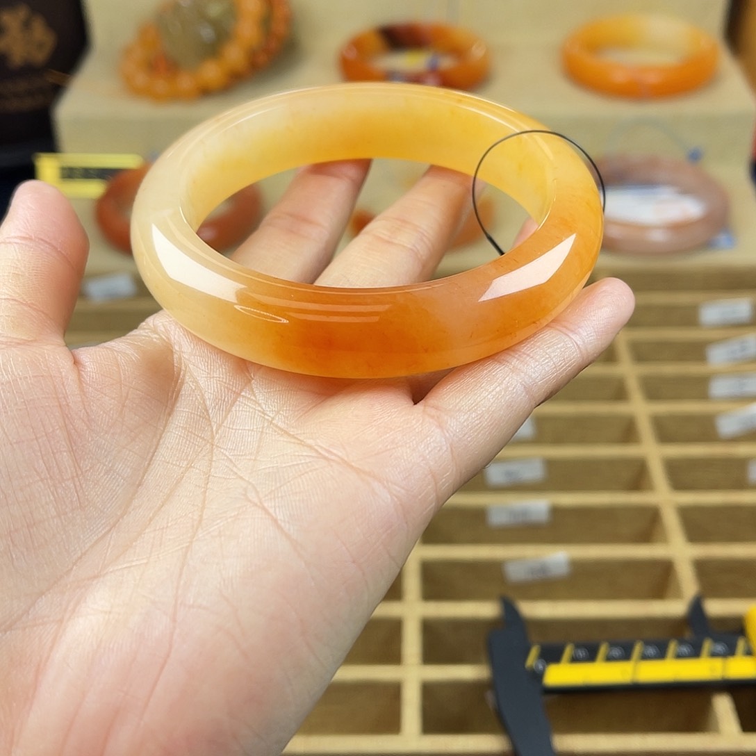 无无121 号茄山老油料黄龙62圈口三色 必拍