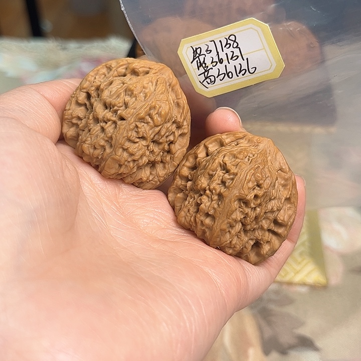 文玩核桃把件赵喜满南将石