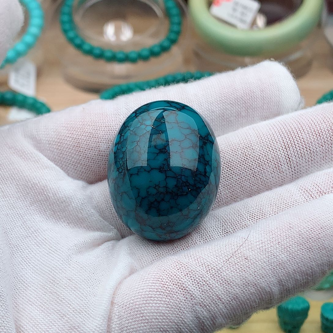 绿松石颈饰未镶嵌