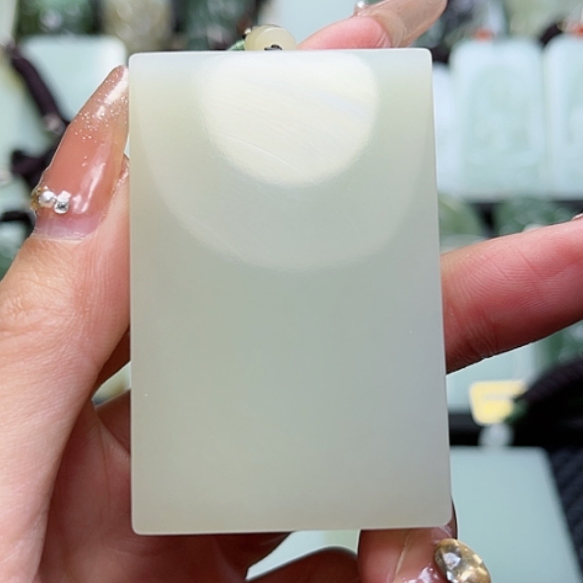 【闪购商品】和田玉（糖玉）颈饰未镶嵌三**饭