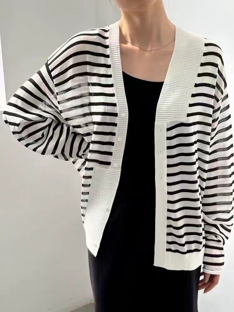 2025夏款女装上衣