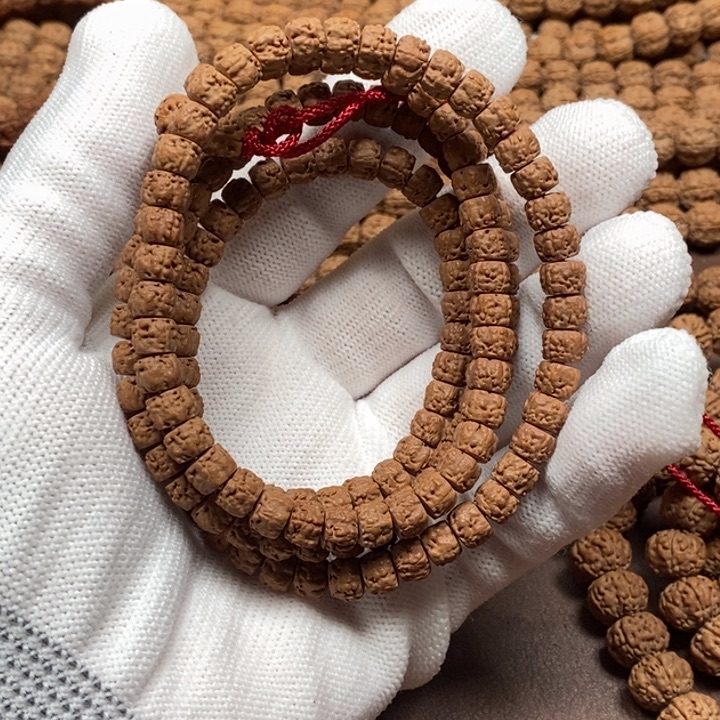 猛***腿金刚菩提吊坠藏式佛手