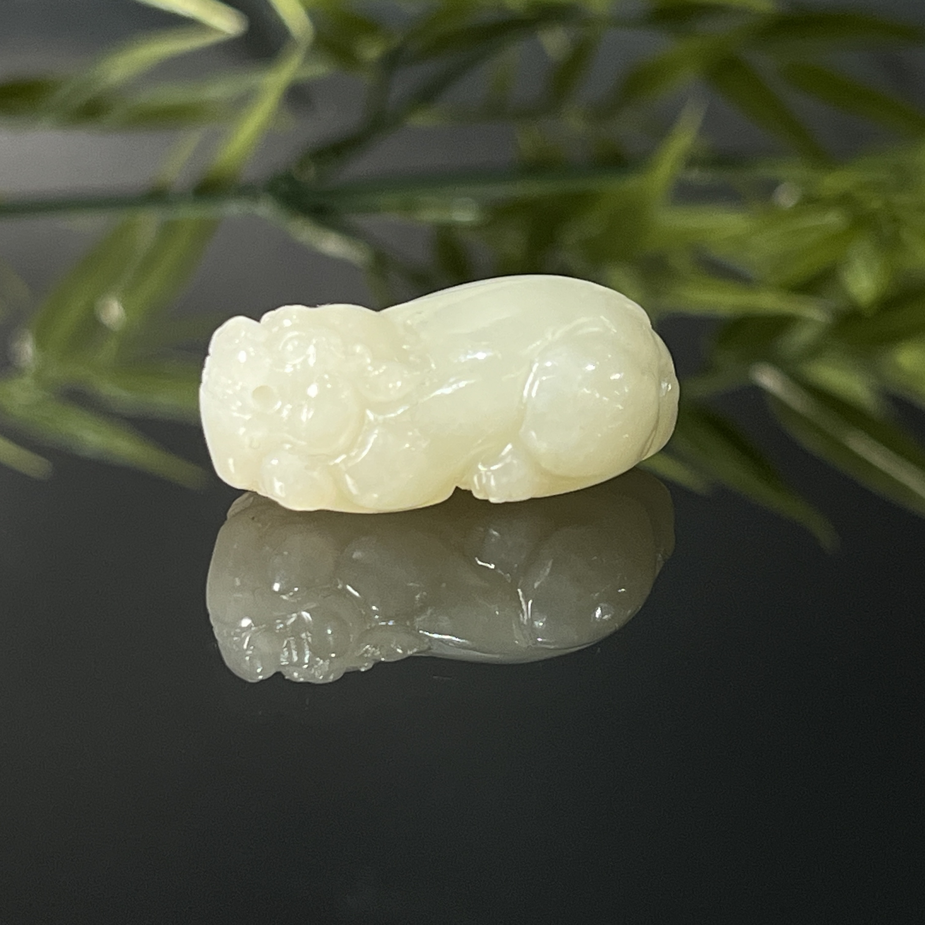 1211GC8812和田玉挂件