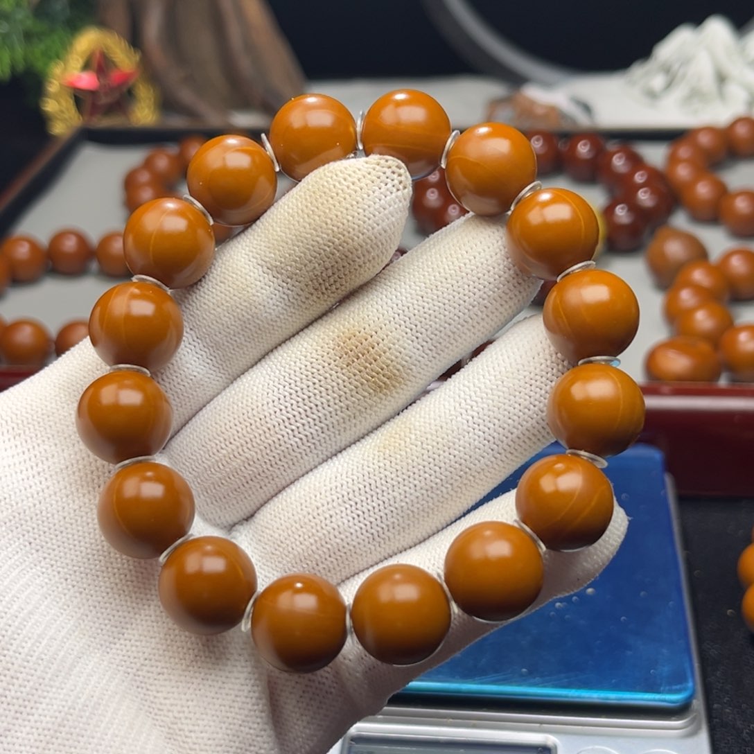 橄榄核手串那*程1.42+树王全品铁核 小孔 微瑕
