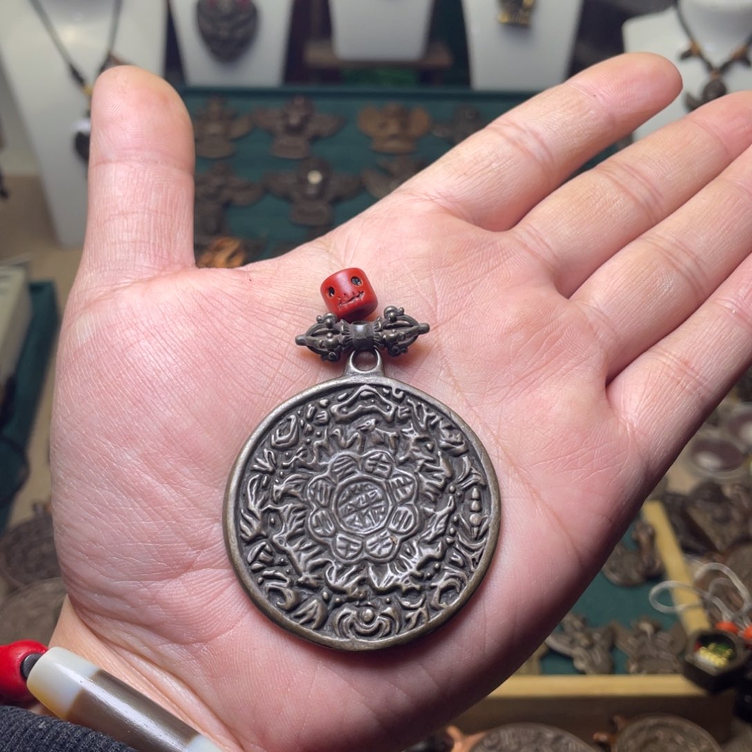 藏传朝天吼九宫八卦牌