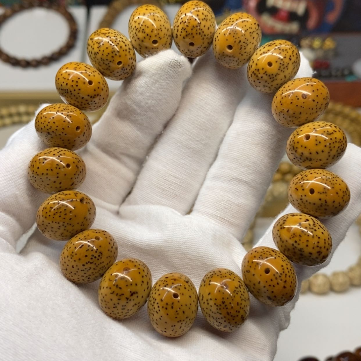 【闪购商品】吊坠星月菩提鸡油黄16