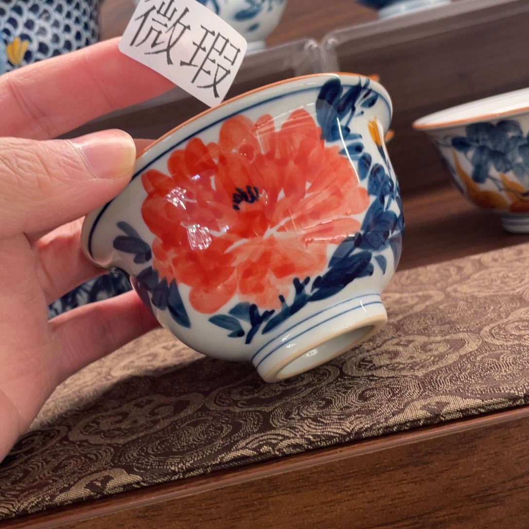 釉下手绘茶具微瑕