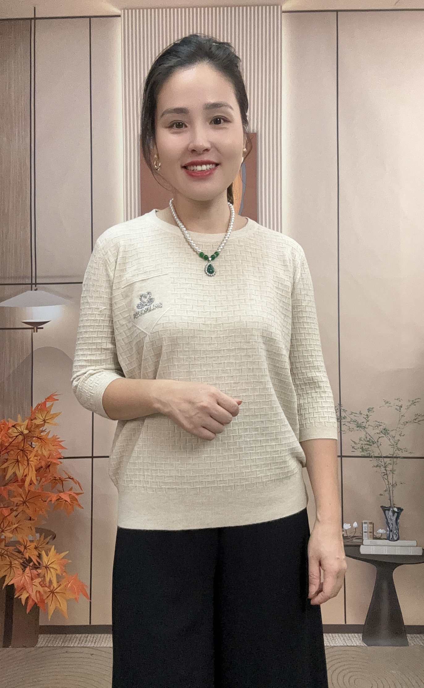 2025早秋新款中老年妈妈装圆领毛针织开衫毛衣女宽松百搭气质上衣
