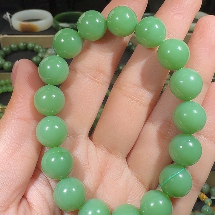 静***待和田玉（碧玉）未镶嵌手链