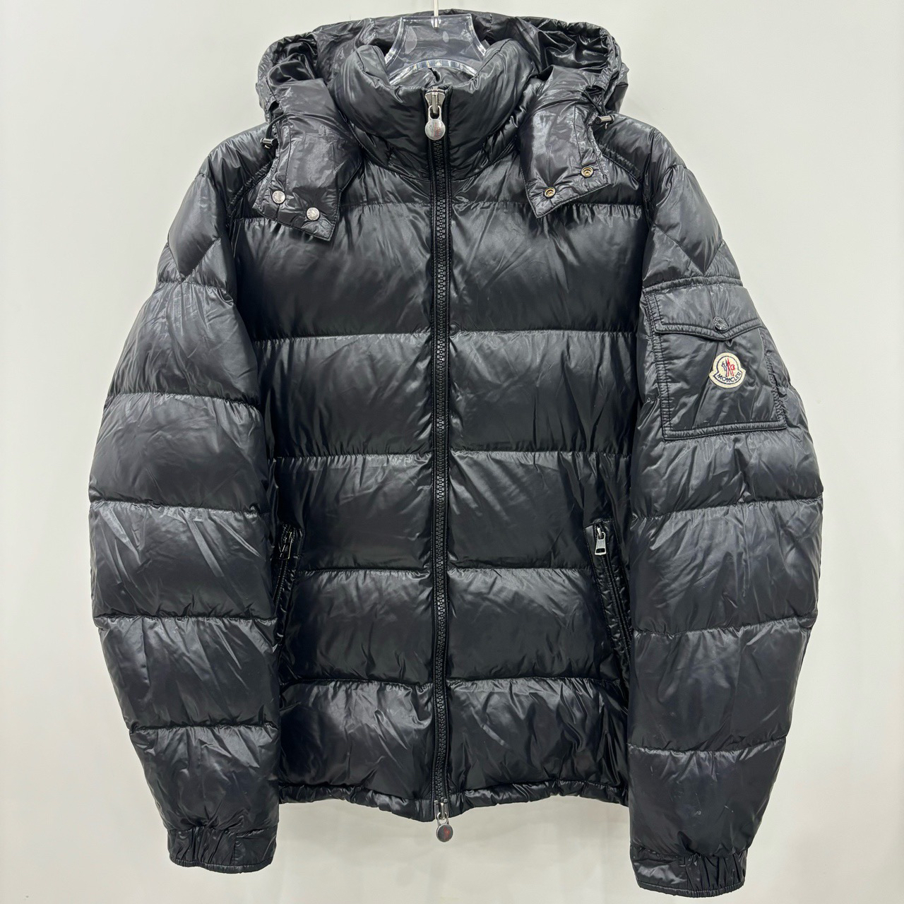 Moncler 盟可睐/Maya 漆面短款连帽羽绒服/尺码5/98新/编号7203