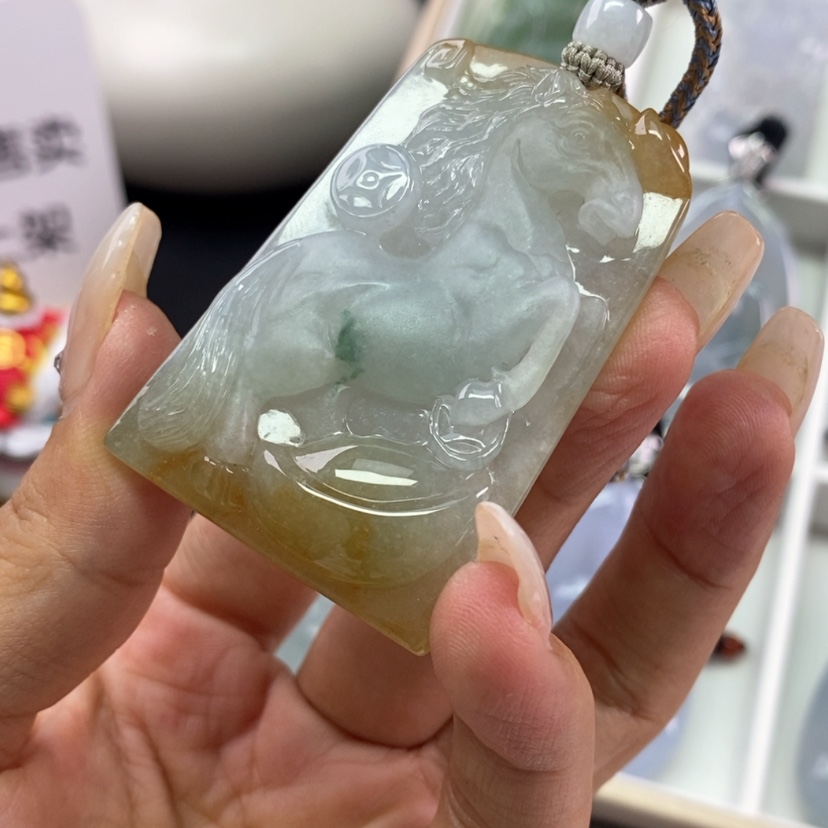 【闪购商品】翡翠颈饰未镶嵌翡翠