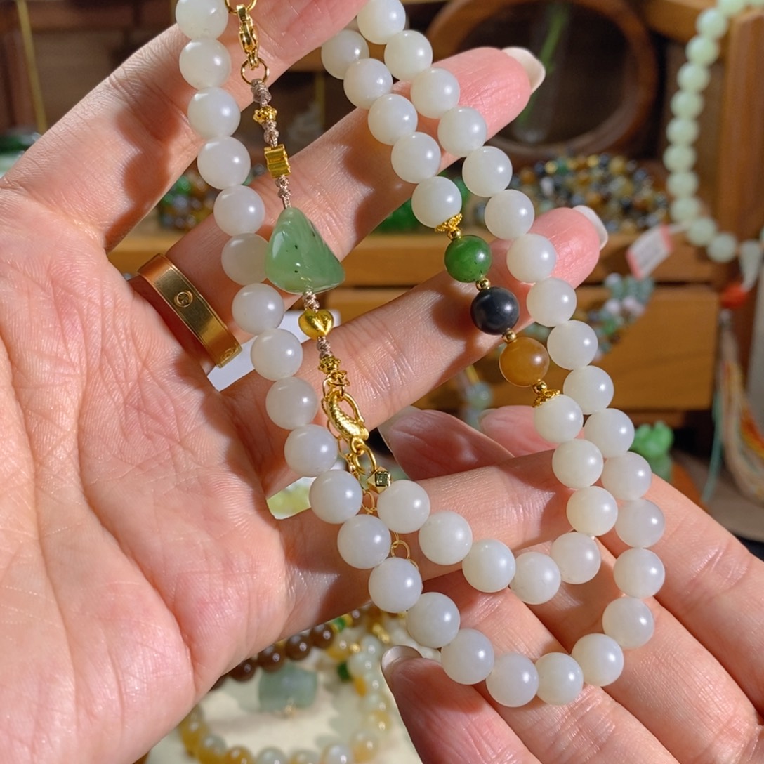 和田玉未镶嵌手链