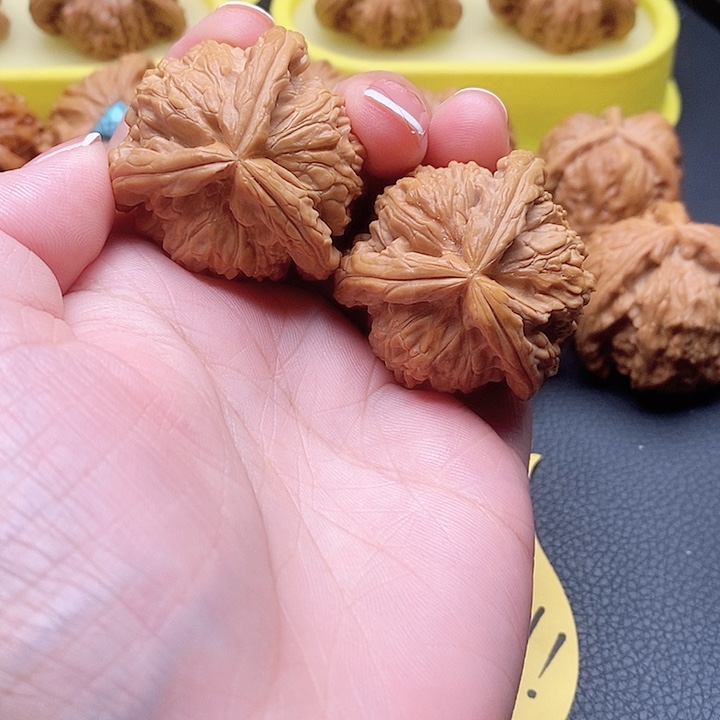 知***乐恭喜大哥喜提爱核