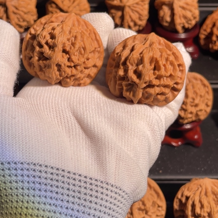 文玩核桃吊坠42官帽