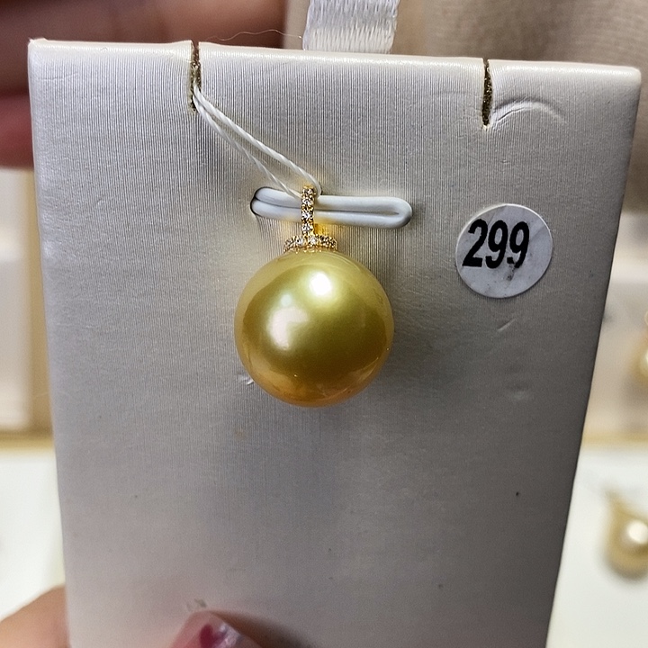 海水珍珠吊坠(不含链)18K金镶嵌