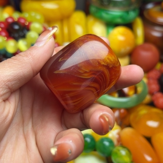 琥珀手串未镶嵌蜜蜡