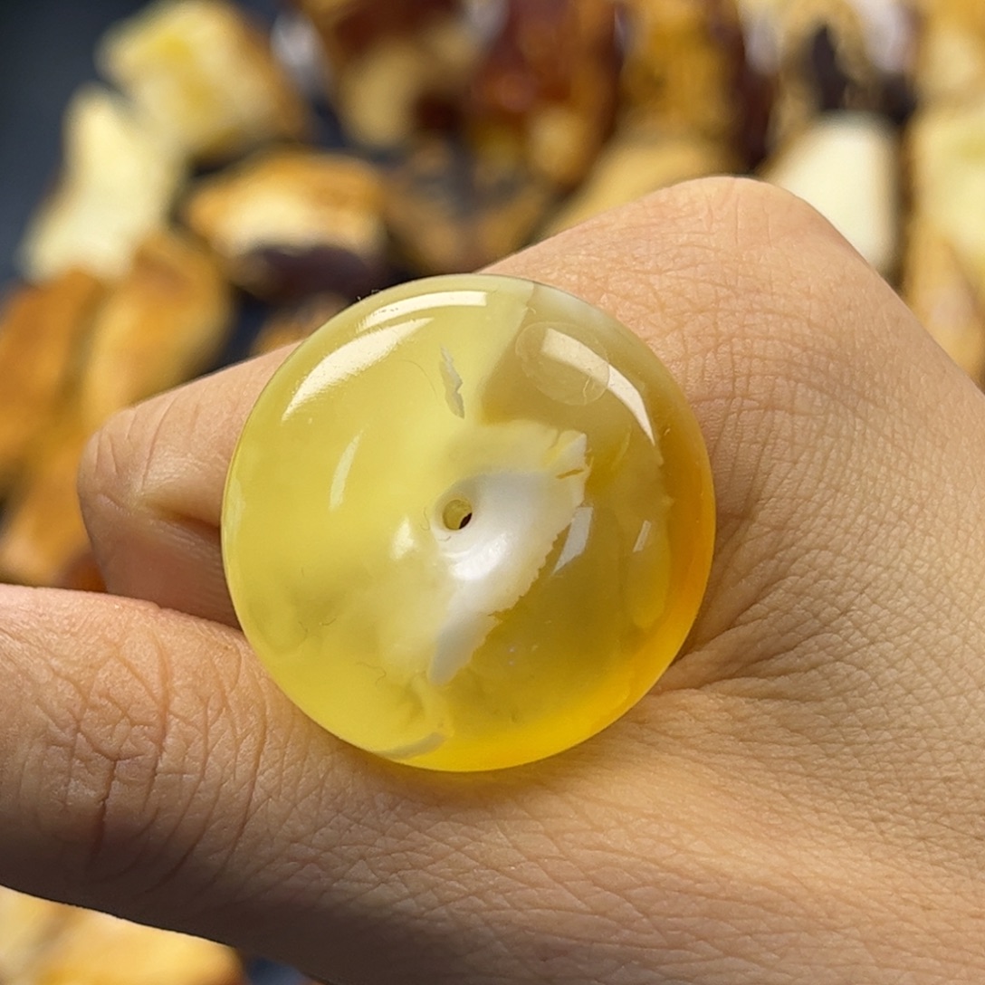 定制琥珀未镶嵌蜜蜡定制
