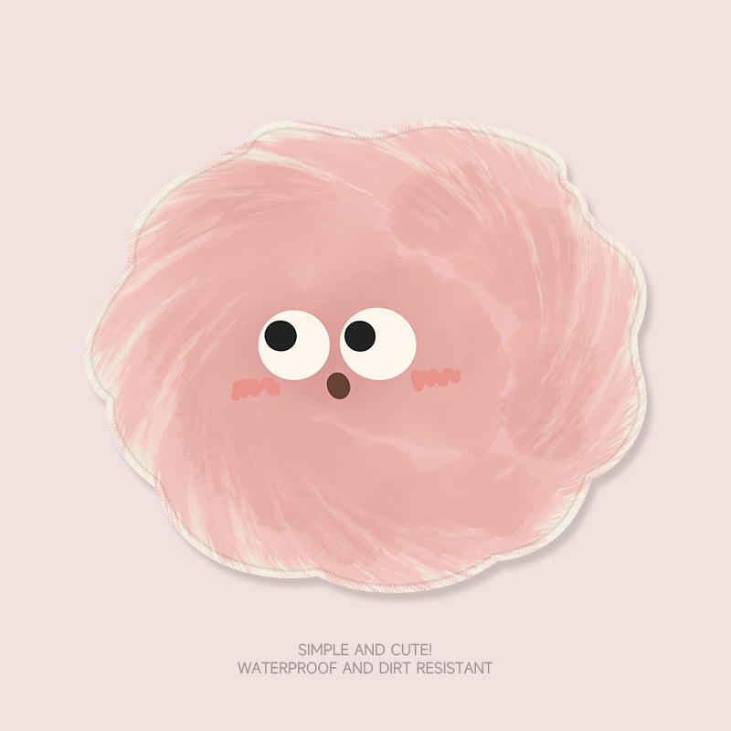 便携可爱粉煤球异型鼠标垫女生护手腕小号便携电脑办公室桌垫防滑