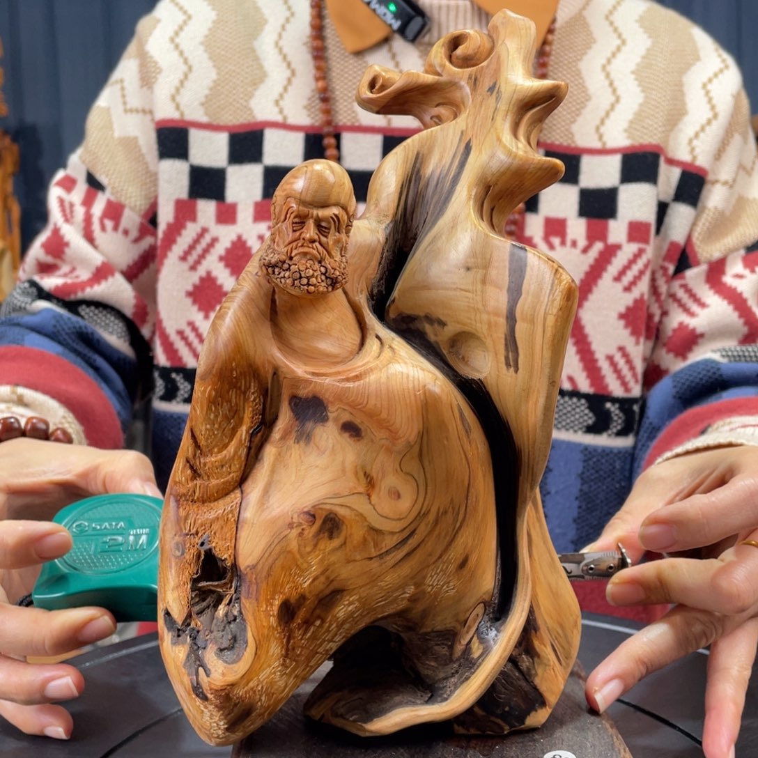 柏木（崖柏）随型摆件