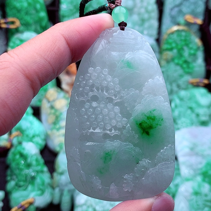 翡翠吊坠(不含链)未镶嵌