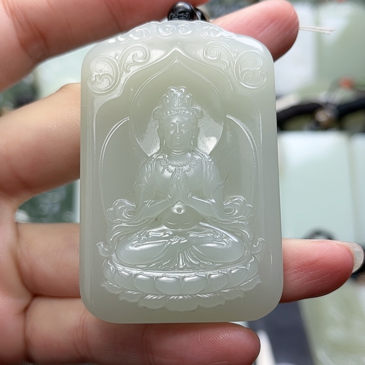 【闪购商品】颈饰未镶嵌和田玉