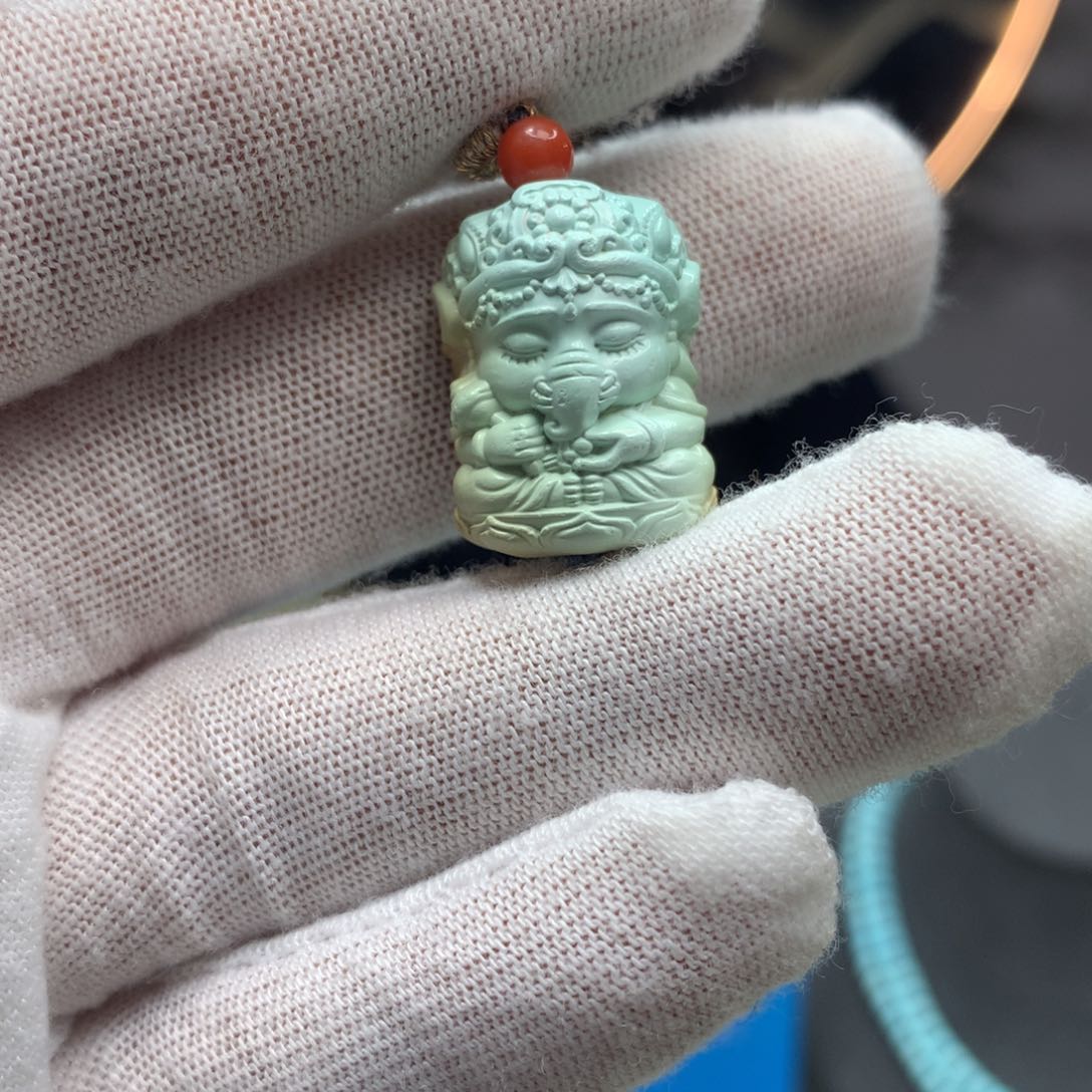 绿松石挂件未镶嵌