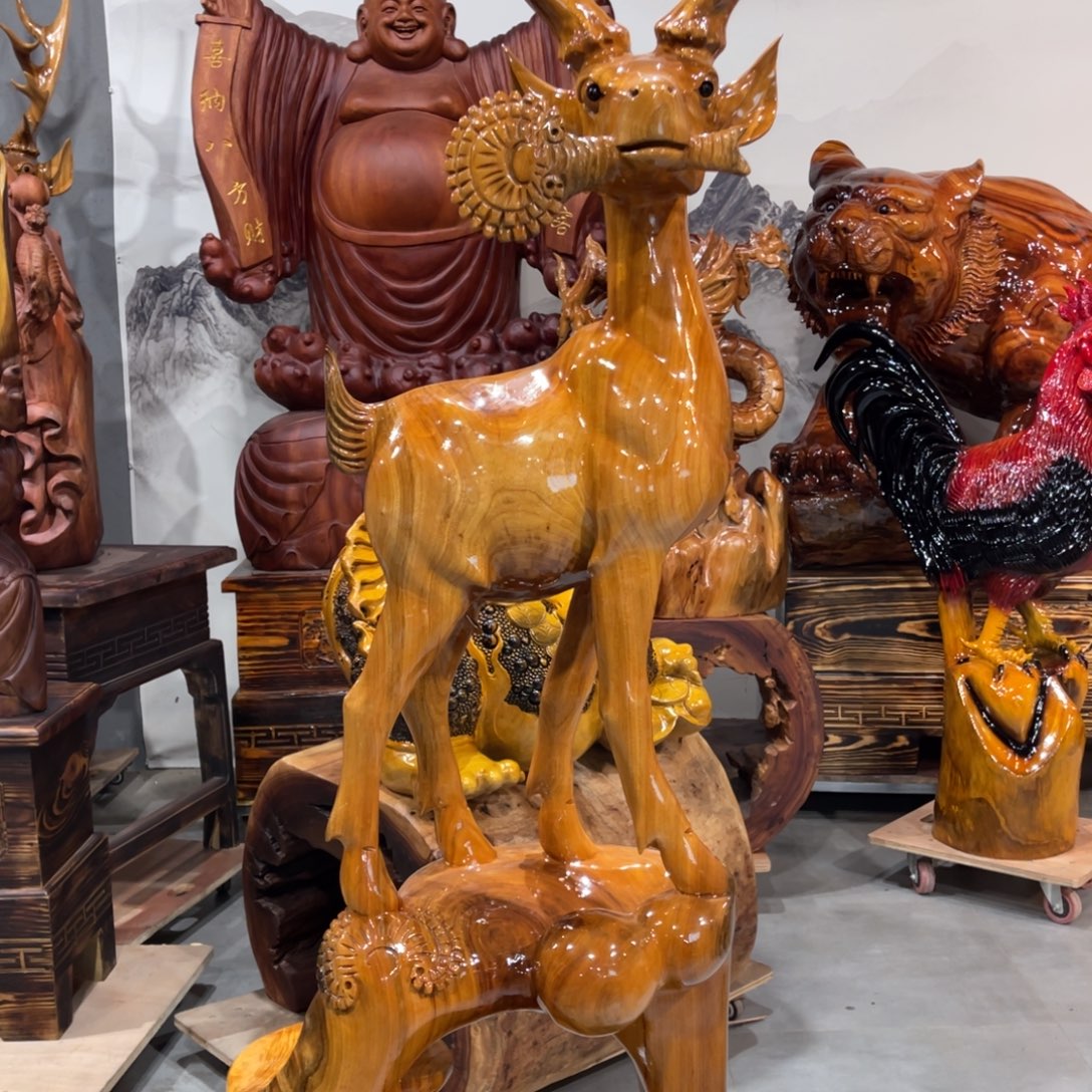 感***尘香樟木香樟木手工雕刻梅花鹿