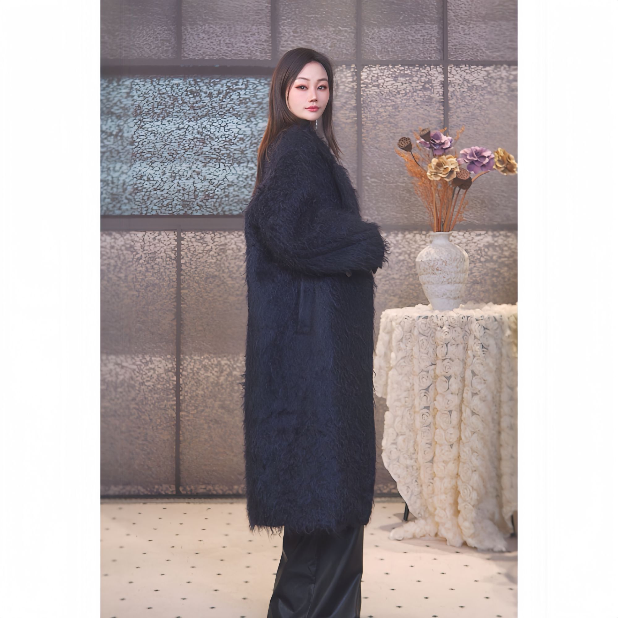 新春新款马海毛复古加厚冬季长款大衣毛绒外套女保暖气质毛呢大衣