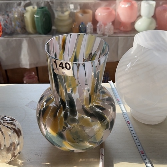 12*25波点玻璃花瓶