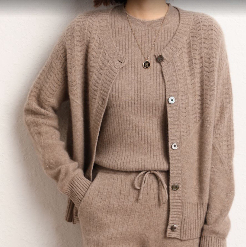 圆领条纹羊绒开衫 yy 121