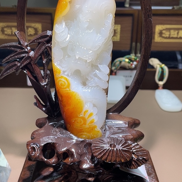 和田玉挂件未镶嵌麦*生Z6