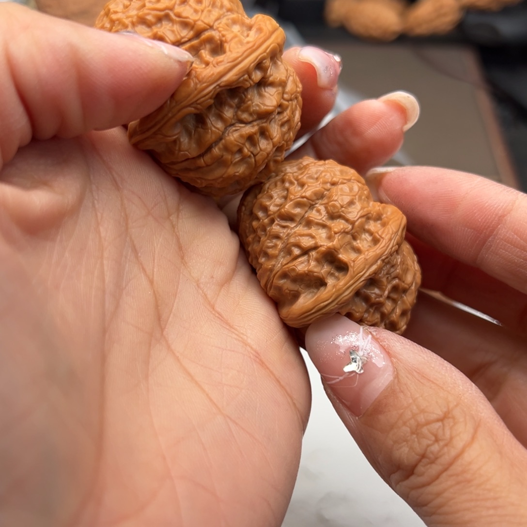 文玩核桃把件血麒麟42