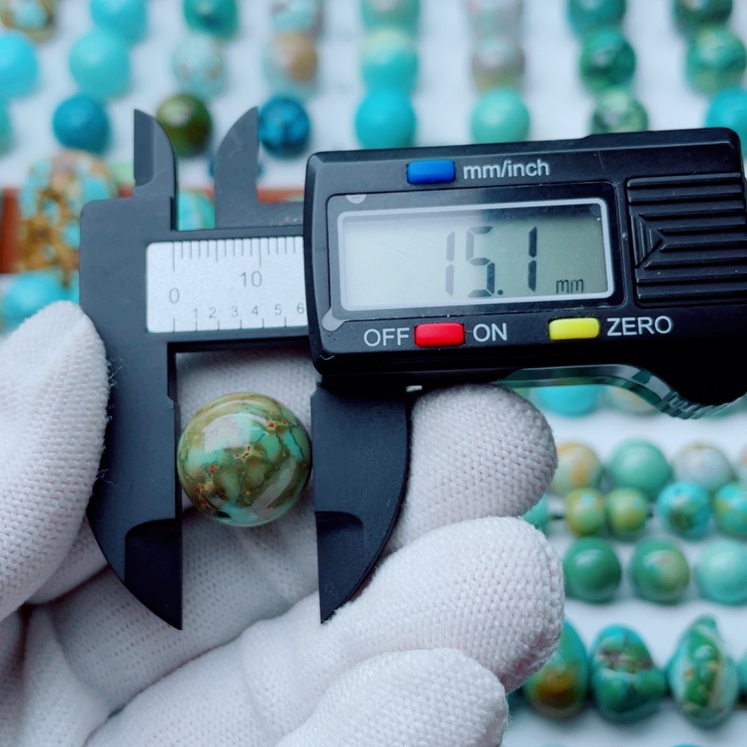 未镶嵌绿松石珠宝奇石